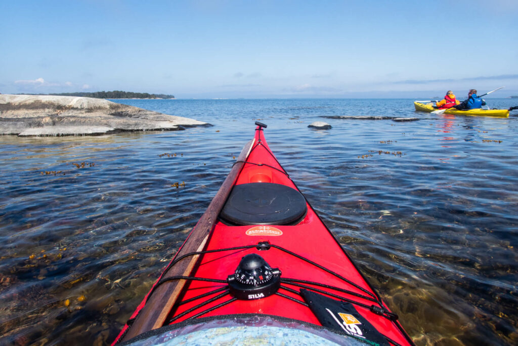 Kayaking around Husarö